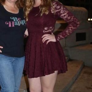 Garage Maroon Lace Long Sleeve Skater Dress – Size Medium – Floral Lace